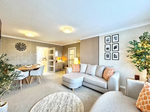 Photo 13- click for photo gallery